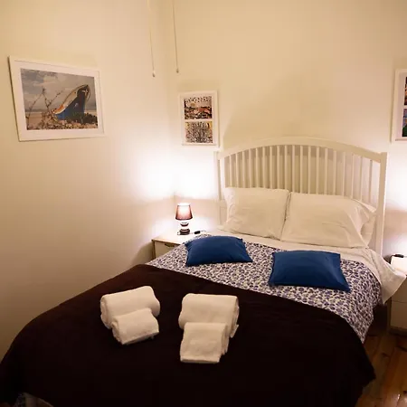 Amazing River View In Historical Lisboa